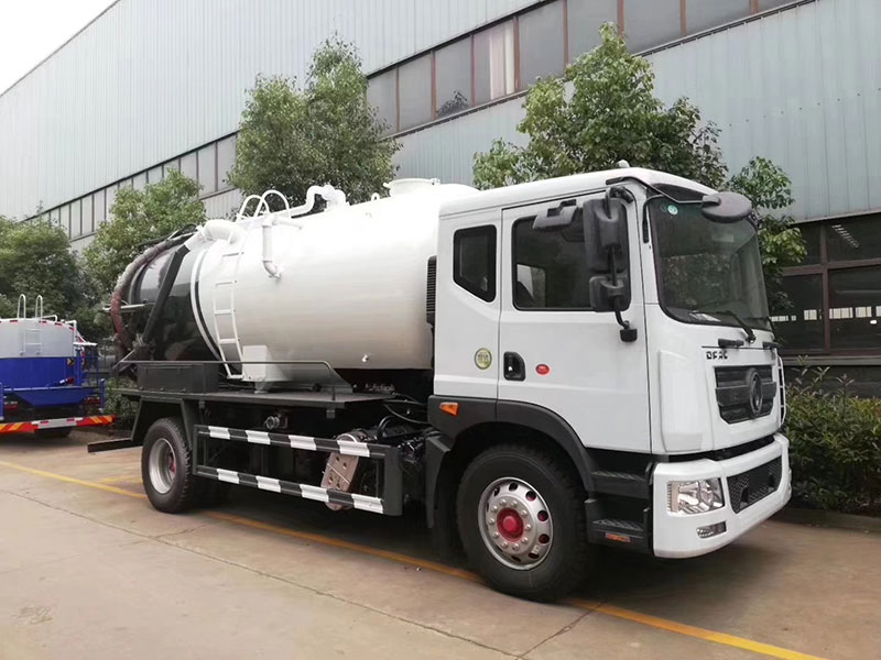 國六東風多利卡D9吸汙車
