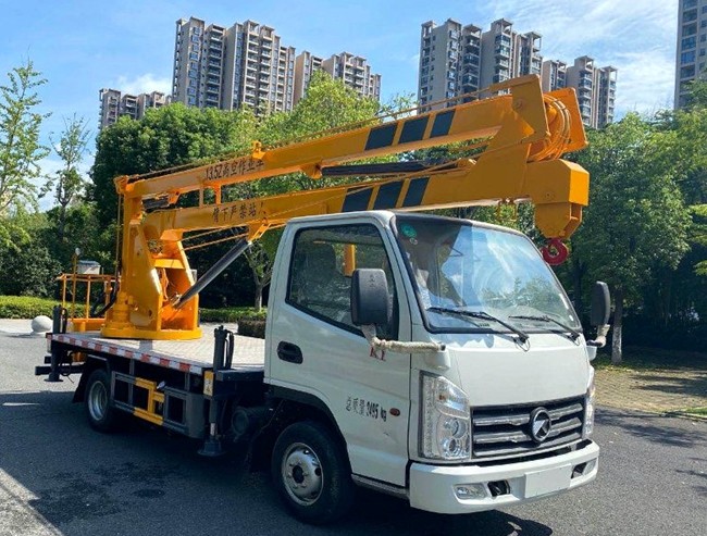 球盟会APP手机登录13.5米凱馬藍牌高空作業車推薦