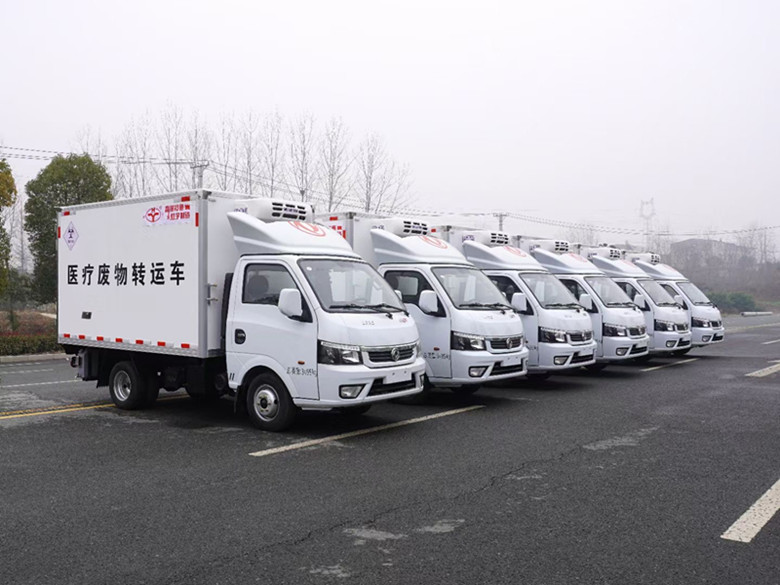 抗擊疫情，東風途逸藍牌醫療廢物轉運車推薦！