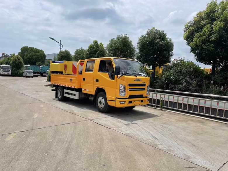 江鈴藍牌防撞緩衝車產品推薦！