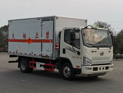 球盟会APP手机登录牌CL5040XQYC6型爆破器材運輸車