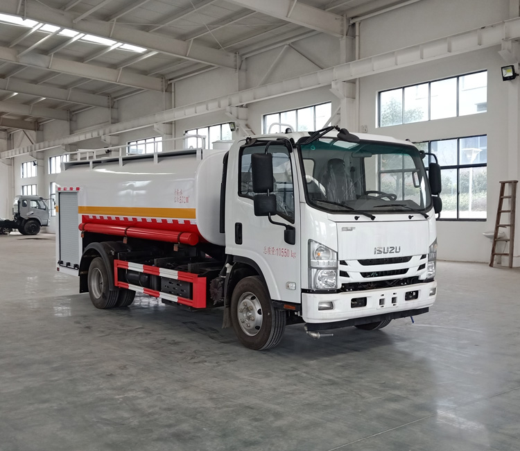慶鈴多功能消防灑水車|灑水車
